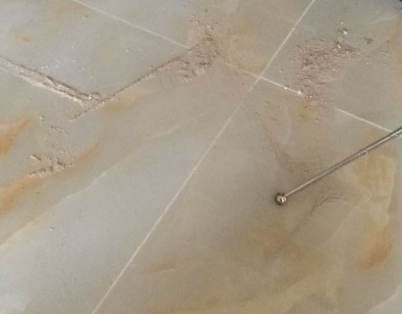 密云瓷砖空鼓维修公司分享粘合剂选择不当在瓷砖铺贴过程中可能导致以下问题